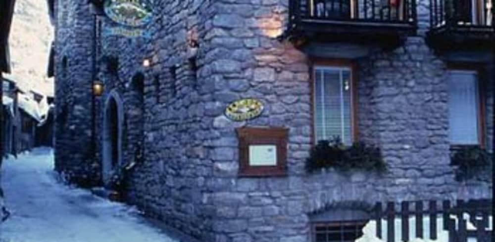 Hotel Dolonne Courmayeur Exterior foto